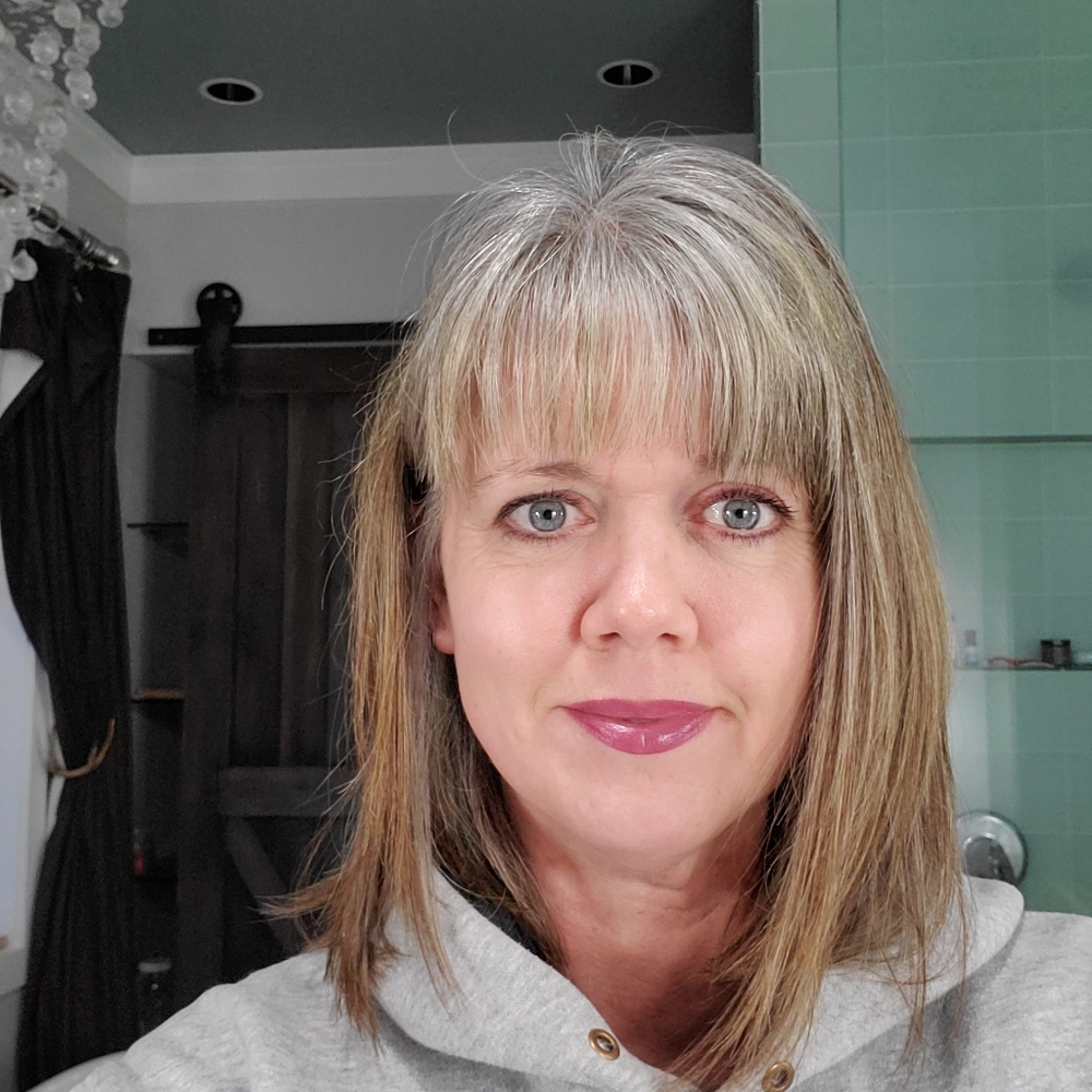 Meet your Posher, Sheri